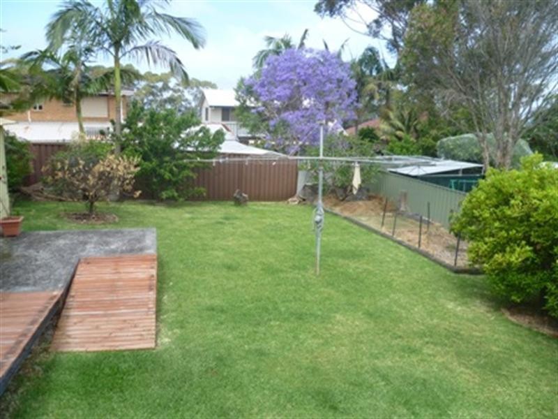 25 June Parade, Woonona NSW 2517