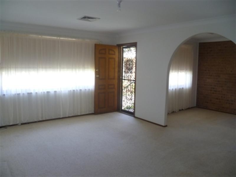 1/2a Kulgoa Road, Woonona NSW 2517