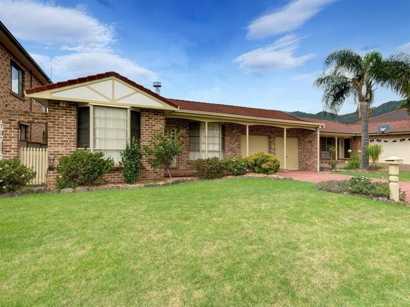 27 Hutchinson Drive, Balgownie NSW 2519