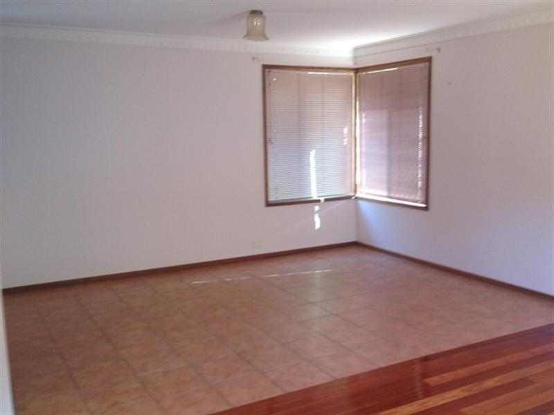 8 Gardenia Terrace, Woonona NSW 2517