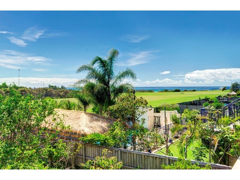 20 Kareela Road, Woonona NSW 2517