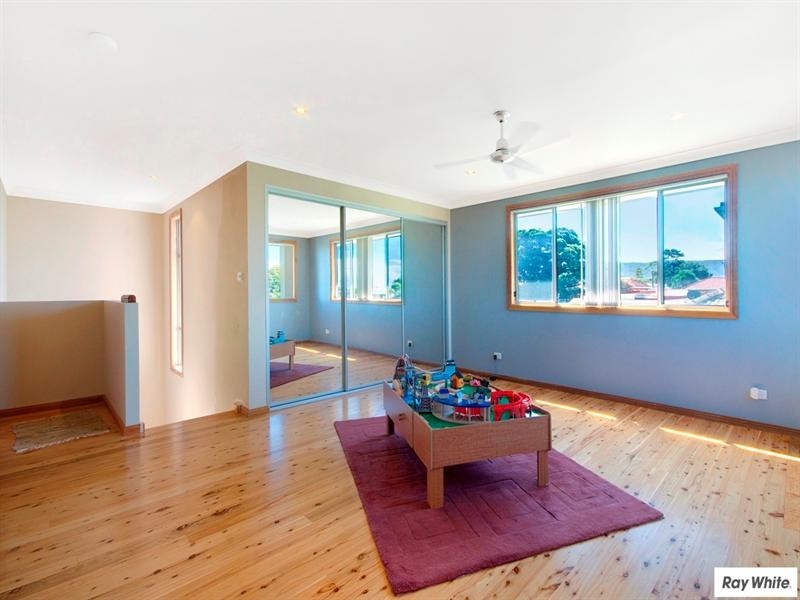 42 York Road, Woonona NSW 2517