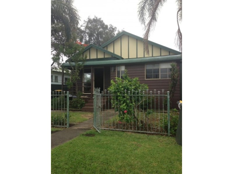 32 Station Street, East Corrimal NSW 2518