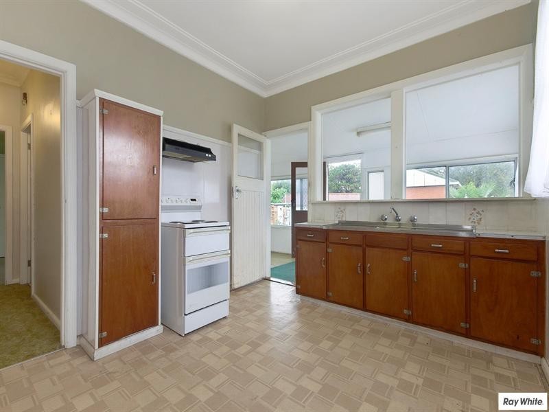 87 Thompson Street, Woonona NSW 2517