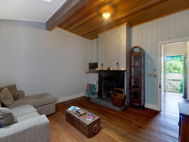 76 Park Road, Bulli NSW 2516