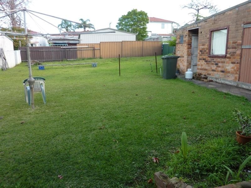 29 Kialoa Road, Woonona NSW 2517