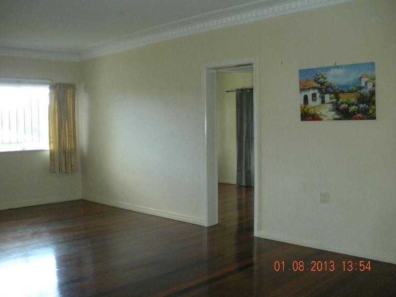 39 Castlemaine Street, Milton QLD 4064