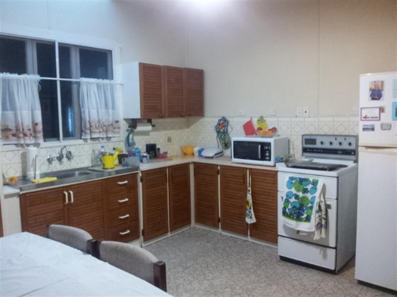 35 Tingalpa Street, Wynnum West QLD 4178