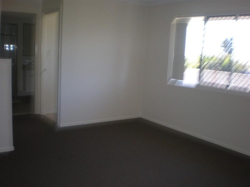 31 Kitchener Street, Wynnum QLD 4178