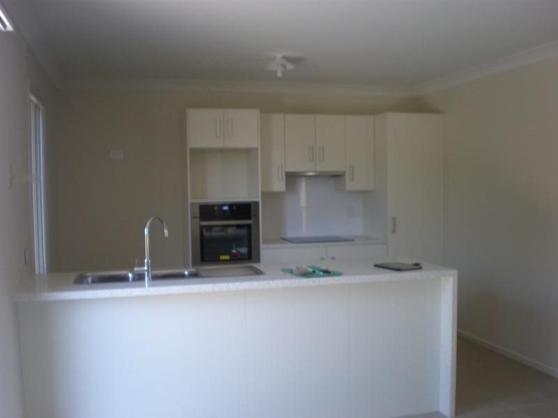 31 Kitchener Street, Wynnum QLD 4178