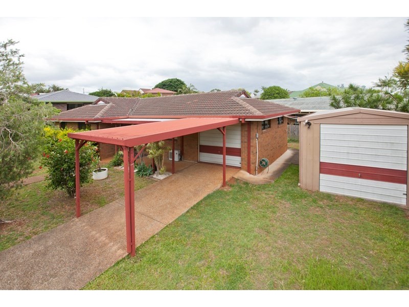 24 Radford Road, Manly West QLD 4179
