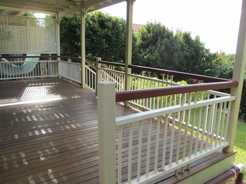 34 Wellington Street, Manly QLD 4179