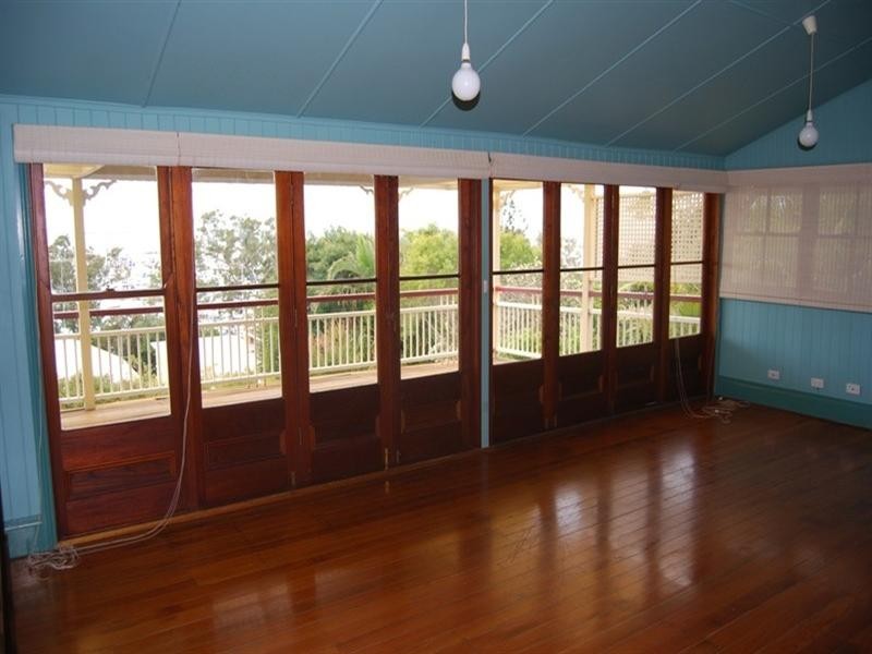 34 Wellington Street, Manly QLD 4179