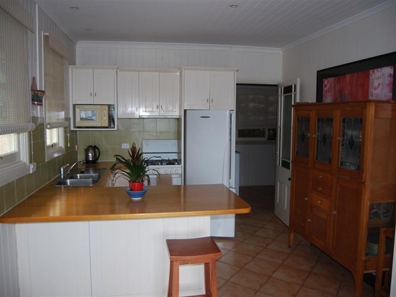 34 Wellington Street, Manly QLD 4179