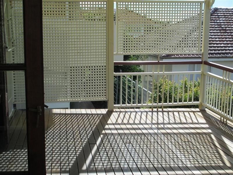 34 Wellington Street, Manly QLD 4179