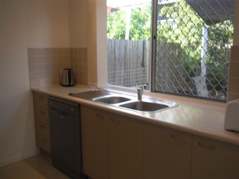 16/83 Dibar Street, Wynnum QLD 4178