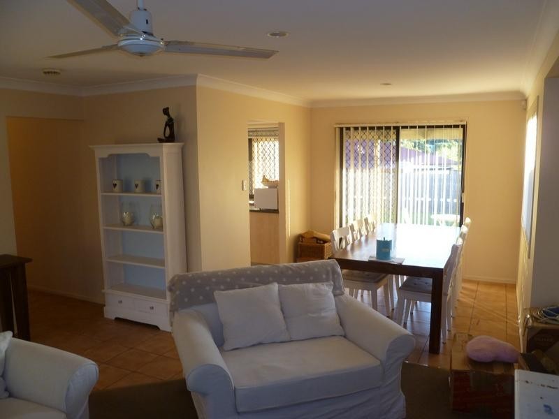 3 Sweetapple Place, Manly West QLD 4179