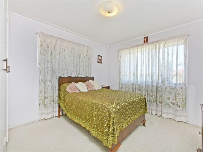 47 Glenlyn Street, Wynnum West QLD 4178