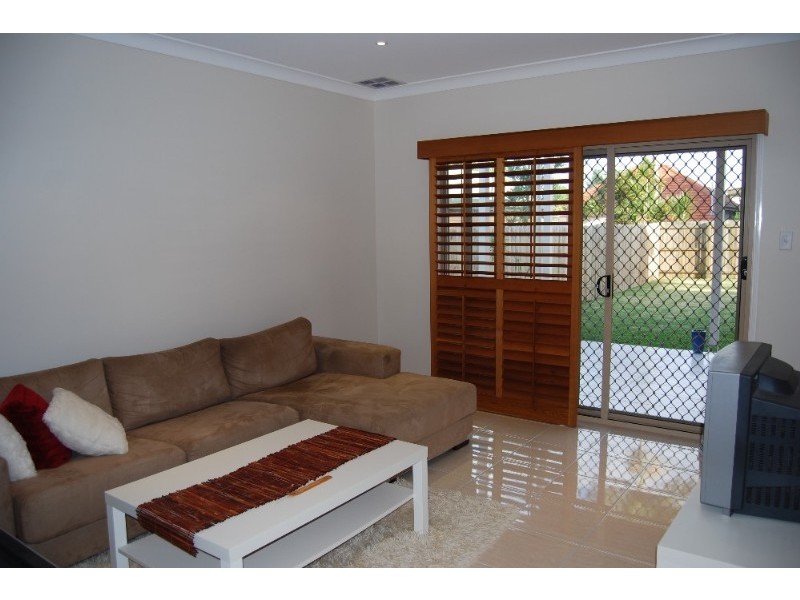 44 Waterview Avenue, Wynnum QLD 4178