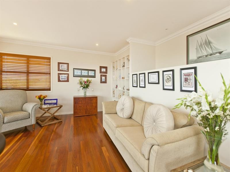 79 Walnut Street, Wynnum QLD 4178