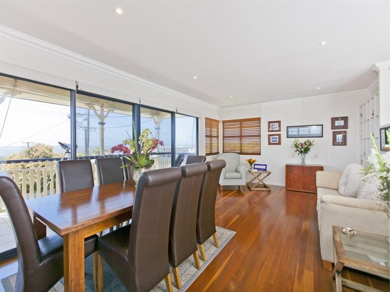 79 Walnut Street, Wynnum QLD 4178