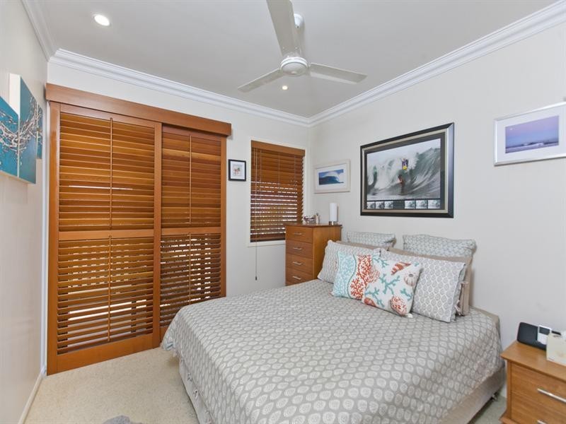 79 Walnut Street, Wynnum QLD 4178