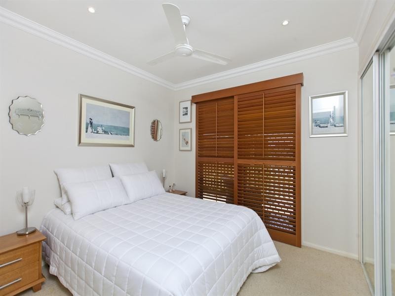 79 Walnut Street, Wynnum QLD 4178