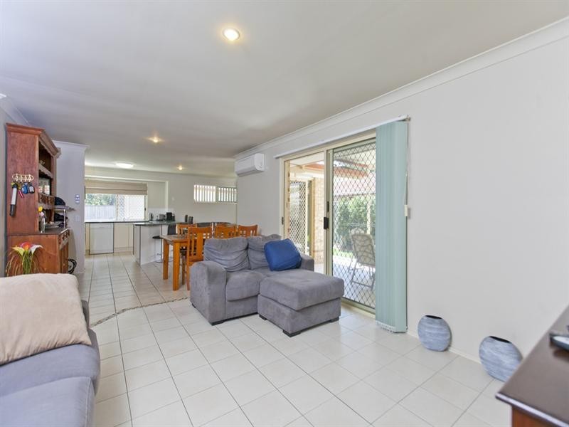 31 Solandra Street, Wynnum West QLD 4178