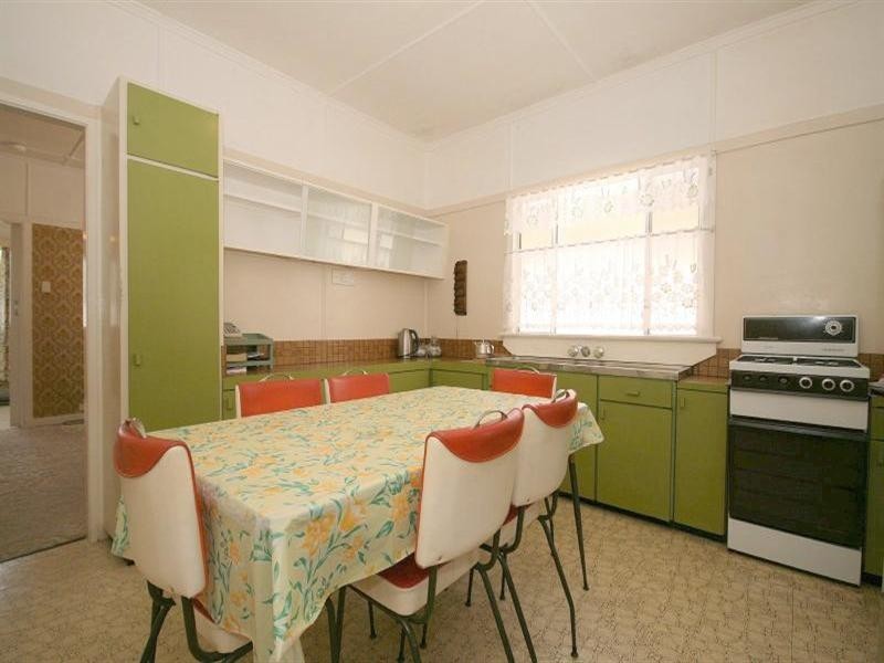 34 Mackenzie Street, Manly West QLD 4179