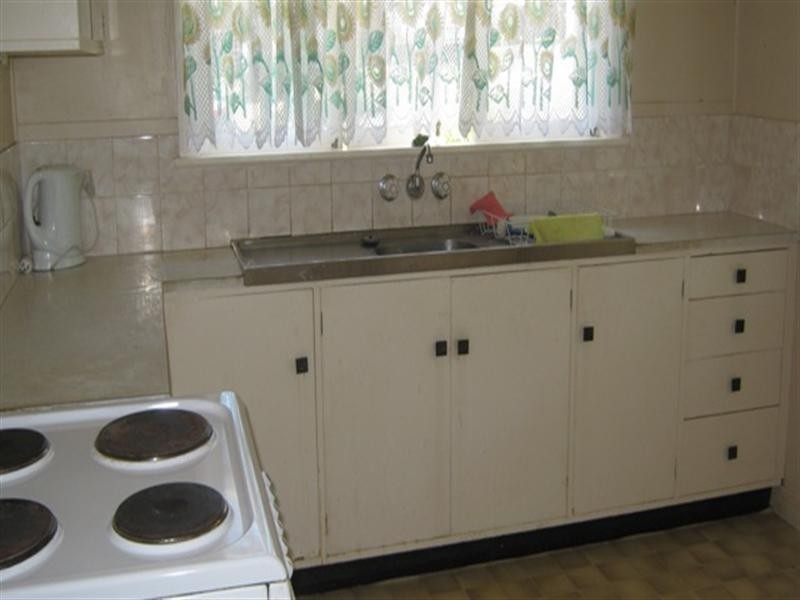 30 Banoon Drive, Wynnum West QLD 4178