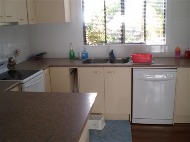 29 Foch Street, Wynnum West QLD 4178