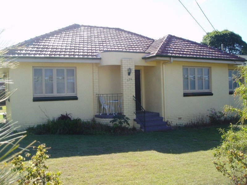 129 Worthing Street, Wynnum QLD 4178