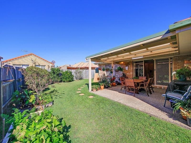 25 Pamela Street, Wynnum West QLD 4178