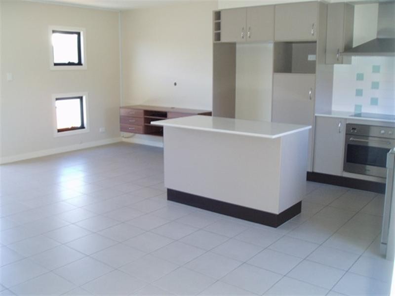 3/6 Emsworth Street, Wynnum QLD 4178