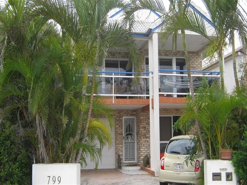 799 Esplanade, Lota QLD 4179