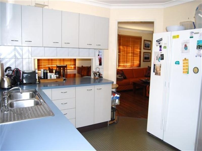 28 Cranleigh Street, Wynnum West QLD 4178