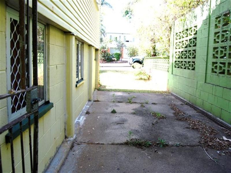 28 Cranleigh Street, Wynnum West QLD 4178