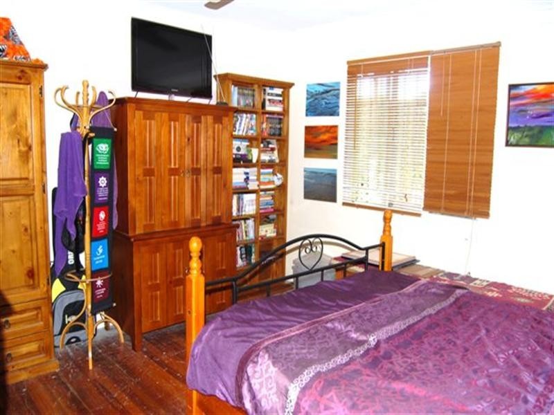 28 Cranleigh Street, Wynnum West QLD 4178