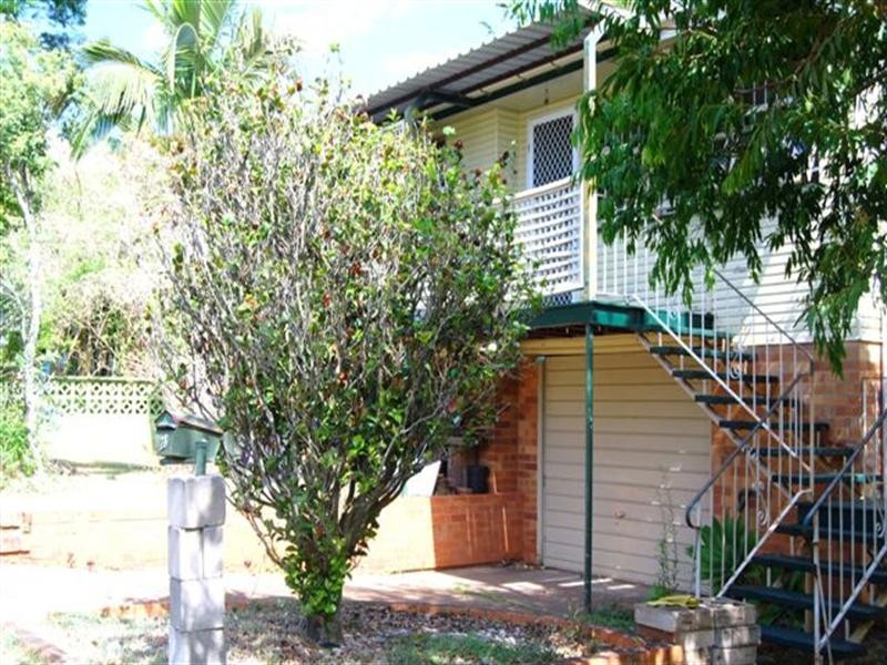 28 Cranleigh Street, Wynnum West QLD 4178