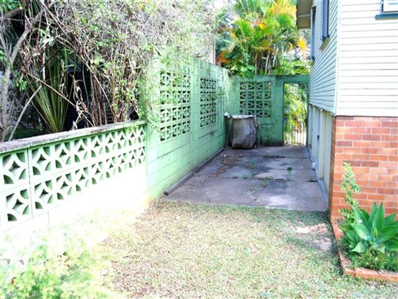 28 Cranleigh Street, Wynnum West QLD 4178