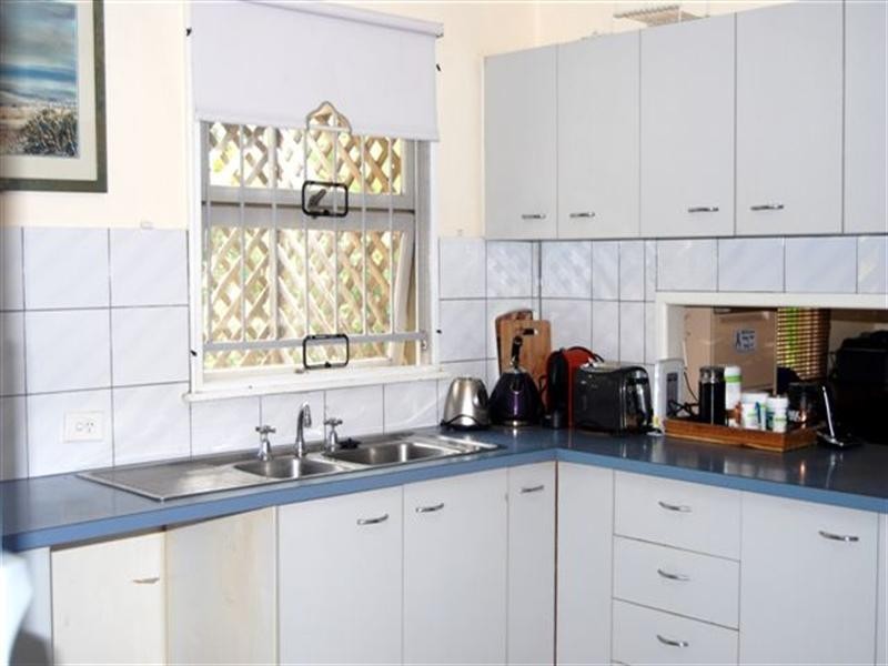 28 Cranleigh Street, Wynnum West QLD 4178