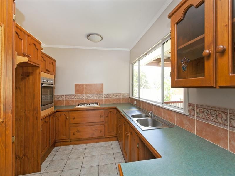 63 Randall Road, Wynnum West QLD 4178