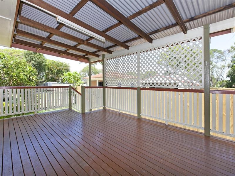 63 Randall Road, Wynnum West QLD 4178