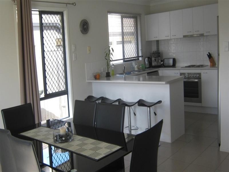 11 Tallis Street, Wakerley QLD 4154