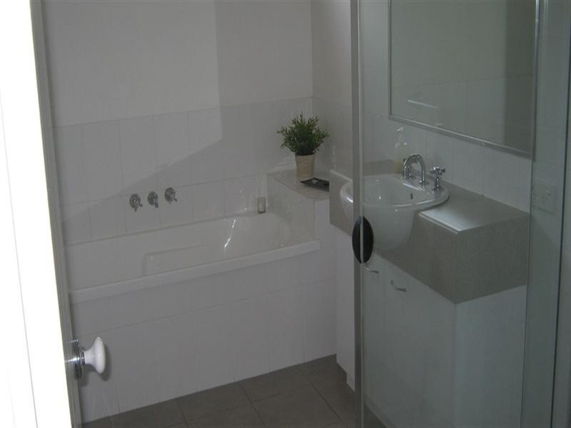 11 Tallis Street, Wakerley QLD 4154