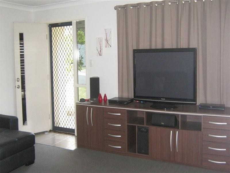 11 Tallis Street, Wakerley QLD 4154