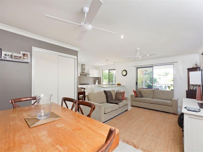 49 Haig Street, Wynnum QLD 4178