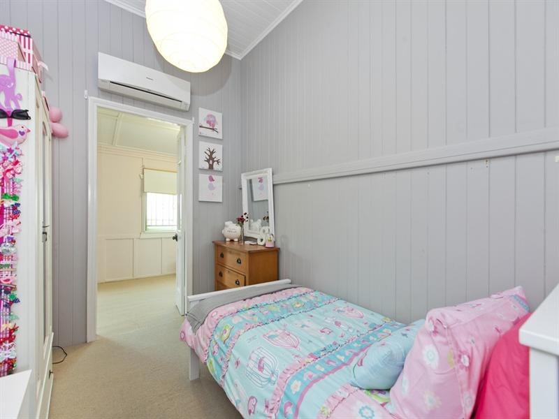 170 West Avenue, Wynnum QLD 4178