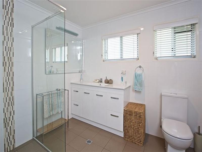 94 Boswell Terrace, Manly QLD 4179