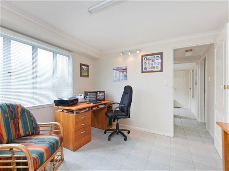 73 Waterview Avenue, Wynnum QLD 4178